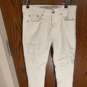 American Eagle White Skinny Jeans
